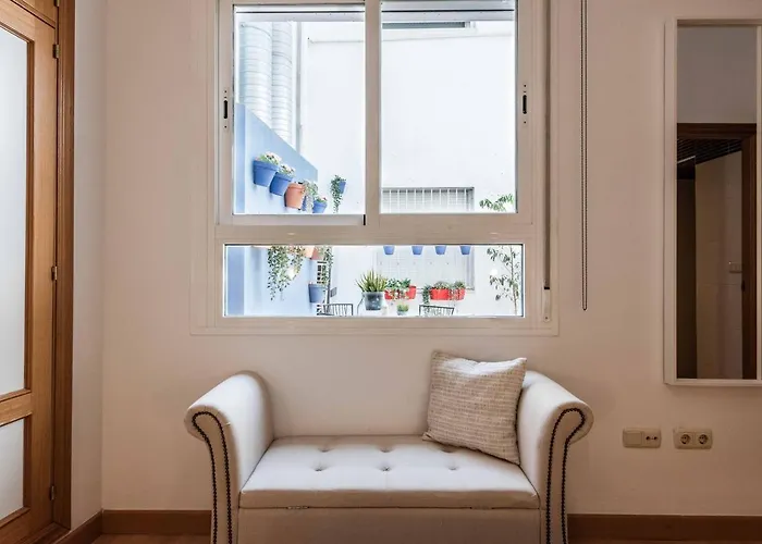 Daire Urbanchicmalaga Historic With Quiet Patio *